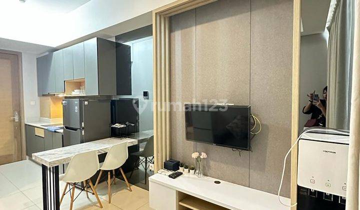 Apartemen Taman Anggrek Residence 2 BR 1