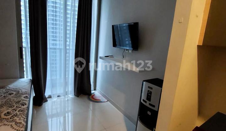 Studio Apartemen Taman Anggrek Residences 2