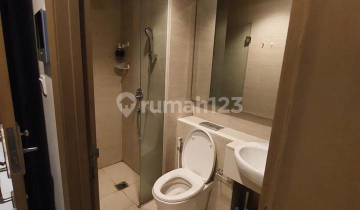 Studio Apartemen Taman Anggrek Residences