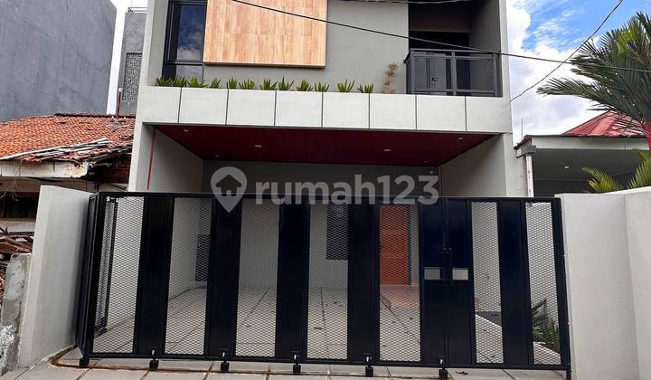 Rumah Dalam Komplek Strategis Area Cipinang Jakarta Timur Rumah Dalam Komplek Strategis Area Cipinang Jakarta Timur