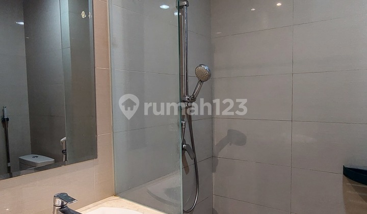 Disewakan Apartemen Sedayu 2br Luas 48m2 View Pool Furnish 3