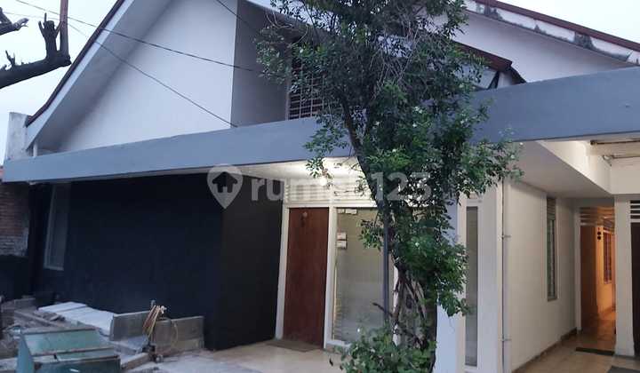 Big House Strategic Location in South Jakarta Spacious 73398 Mar