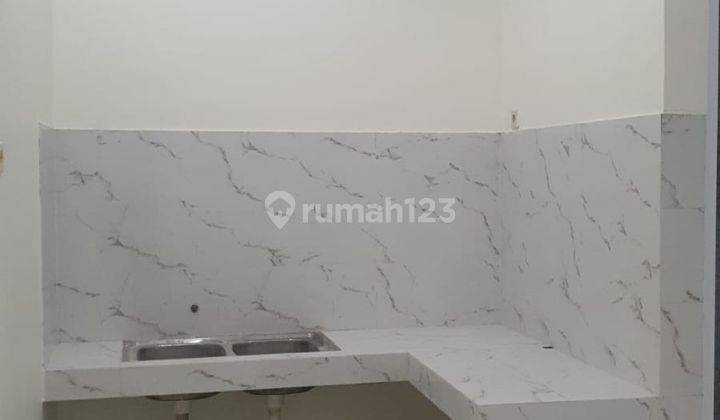 Rumah Modern Gaya Keren di Harapan Indah Ada 3 Kamar Siap Huni 13441 Er 2