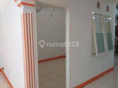 Rumah Mewah Nuansa Gagah di Boulevard Hijau 73149 Er 2