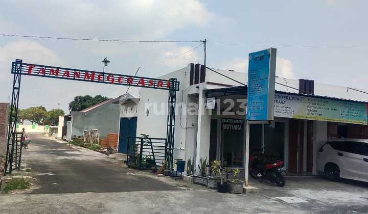 Shop House for Sale in Griya Taman Meger Asari Housing, Ceper, Klaten 2