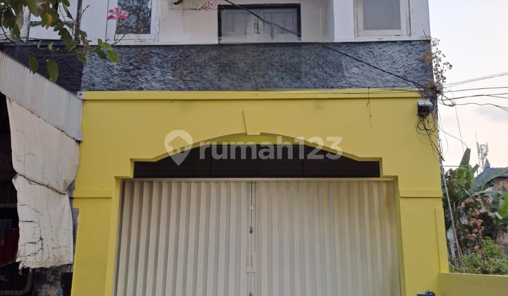 For Rent: Strategic Shop House on Lake Toba Road