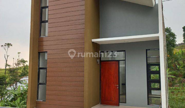 Rumah Murah Modern Skandavia Dijatihandap View Gunung Dan Kota 8