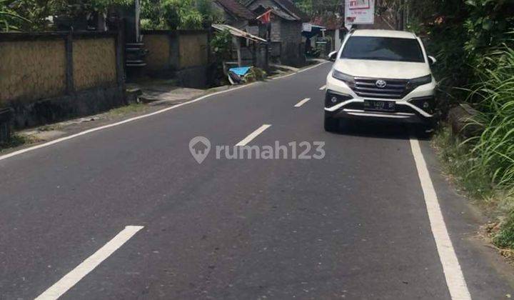 Jual tanah bonus rumah di dekat taman ujung Karangasem Bali  1