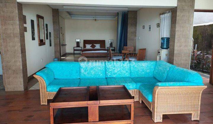 Fir sale villa 4 room beach front  beautiful view  9