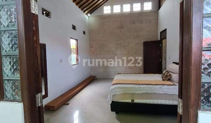 For sale beautiful  villa  Australia 450 meter from the beach 14