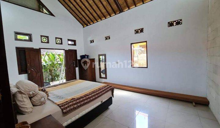 For sale beautiful  villa  Australia 450 meter from the beach 15