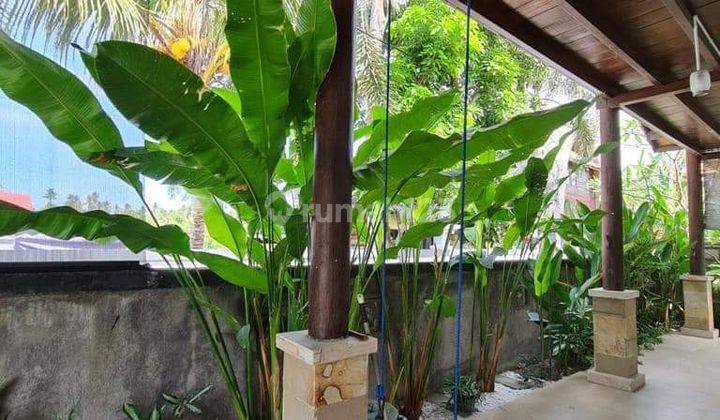 For sale beautiful  villa  Australia 450 meter from the beach 20