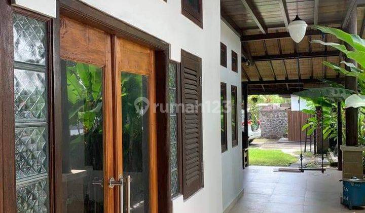 For sale beautiful  villa  Australia 450 meter from the beach 26