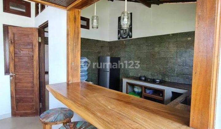 For sale beautiful  villa  Australia 450 meter from the beach 30