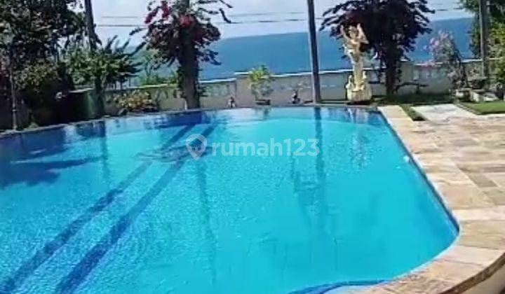 For  sale villa beach front beautiful view to the sea and mountain agung 1