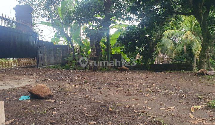 For sale my own land with beatiful view and aspal road ready to build  10