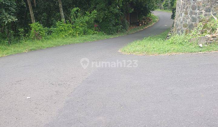 For sale my own land with beatiful view and aspal road ready to build  23