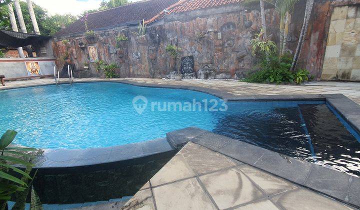 FOR SALE 9 bungalow  in central lovina 100 meter to the beach  12