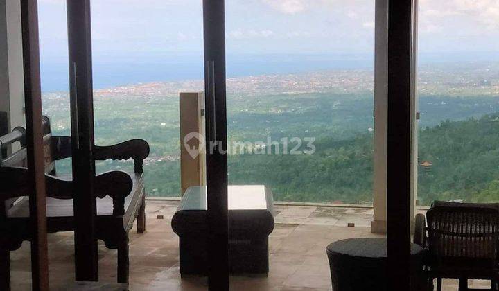 FOR sale villa 3 br fantastic view just 10 munite to central lovina 2