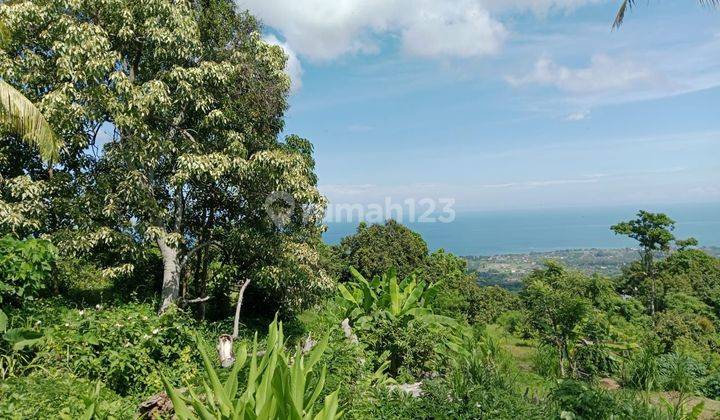 For sale 15 areland with fantastic views to the ocean  2