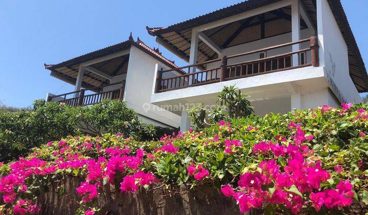 For sale 8 br  villa beach front in amed fantastische view 2