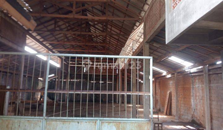 Di Jual Rumah Dan Gudang..cocok Untuk Usaha Material Bangunan Atau Agent Beras 2