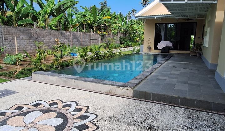 For Sale: Villa with Large Land, 3 Bedrooms, Near City Center and Beach