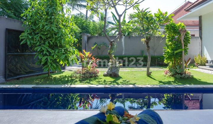 For Sale 2 Units Modern Villa Near Lovina Central