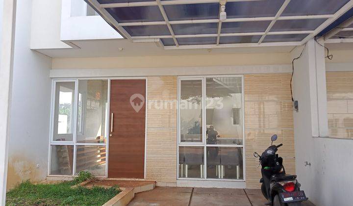 Disewakan Rumah Cantik dan Modern dalam Cluster di Sawangan  2