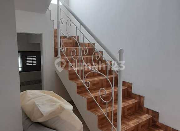 Disewakan Rumah Cantik Modern Lebak Bulus 2
