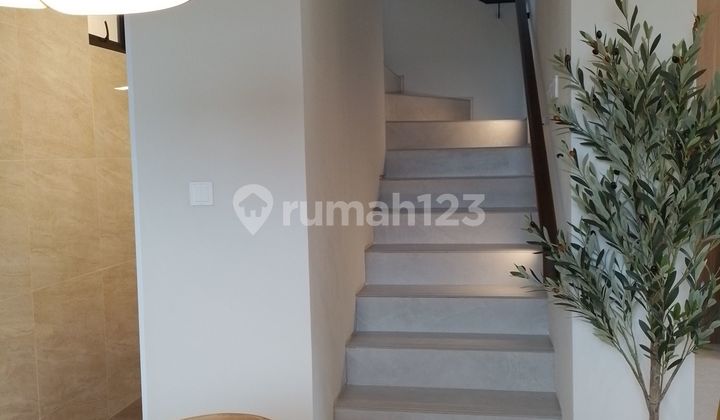 Dijual Rumah Brand New Sawangan
siap Huni