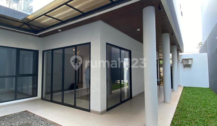 Dijual Rumah Modern dan Tanah Luas Bintaro Dijual Rumah Modern dan Tanah Luas Bintaro