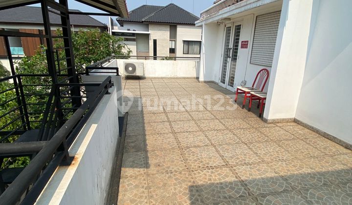 Dijual Rumah Cantik Modern dengan Rooftop Pondok Indah