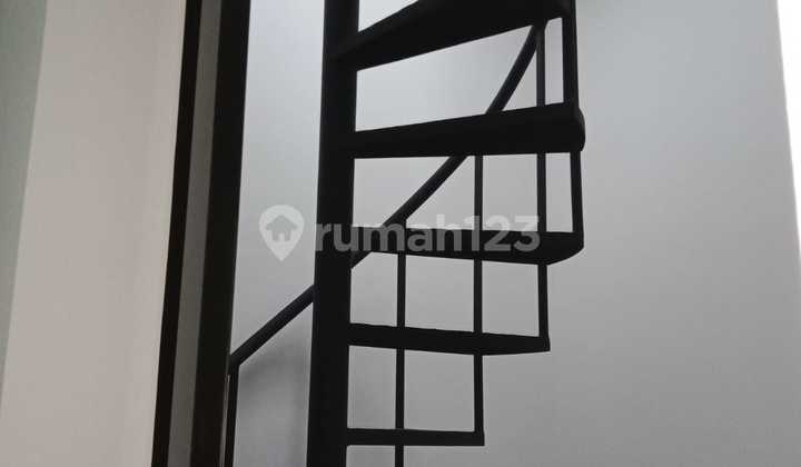 Dijual Rumah American Classic Discovery Bintaro