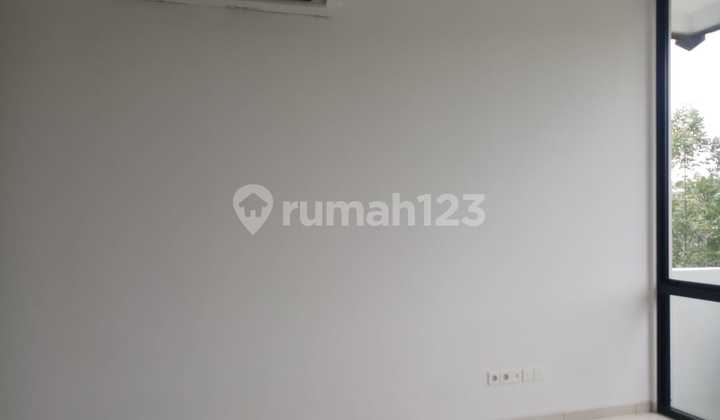 For Rent Serenia Hills House Modern and Lush 2