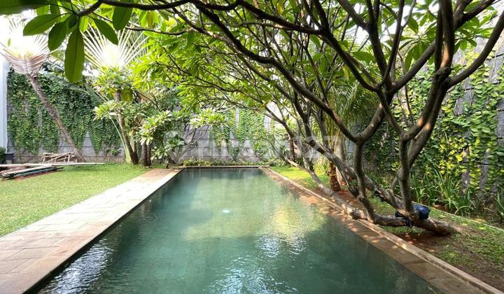 Dijual Rumah Cipete Luxury Dengan Backyard Luas