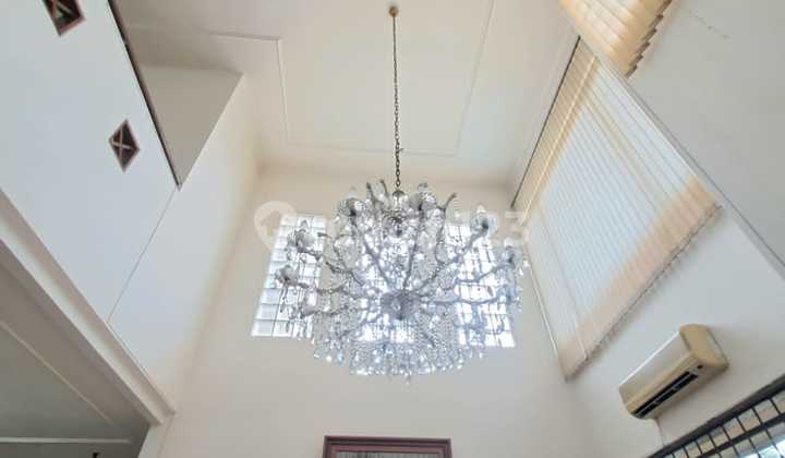 Dijual Rumah Cantik Modern Taman Alfa Indah Kembangan Jakbar