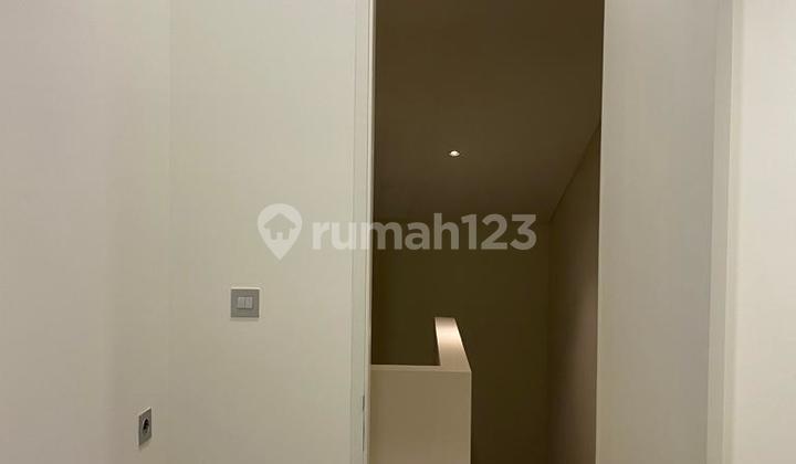 Dijual Rumah Industrial Modern Discovery Bintaro 2