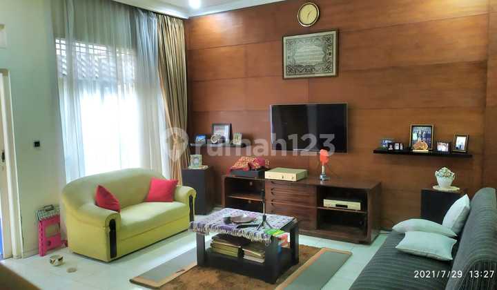 Di Jual Rumah Cantik Modern Lebak Bulus Di Jual Rumah Cantik Modern Lebak Bulus