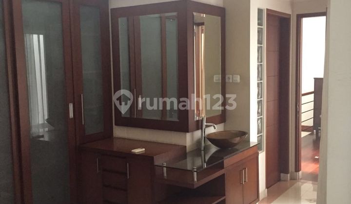 Disewakan Rumah Cantik Modern Cipete Dekat Akses MRT