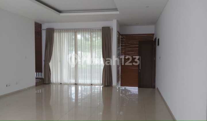 Disewakan Rumah Serenia Hills Siap Huni Disewakan Rumah Serenia Hills Siap Huni