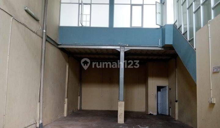 Disewakan Gudang Luas Strategis Di Mainroad Holis Bandung 1