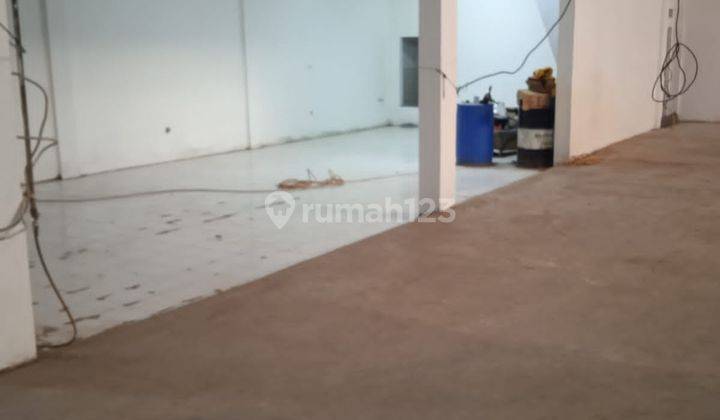 Dijual Gudang Besar Harga Murah di Cibolerang Bandung 4