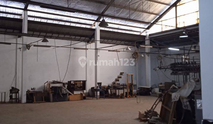 Dijual Gudang Besar Harga Murah di Cibolerang Bandung 6