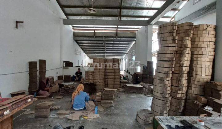 Gudang Luas Besar di Jalan Raya Pameuntasan Kab Bandung 2