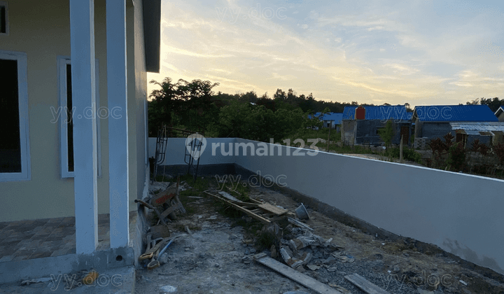Rumah Baru Posisi Hook Tanah Luas Full Pagar 9