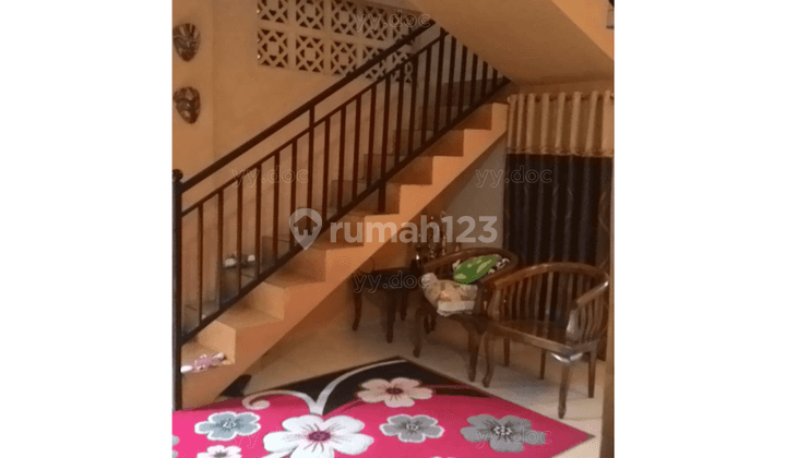 Rumah Cantik Terawat Siap Huni Halaman Luas 3