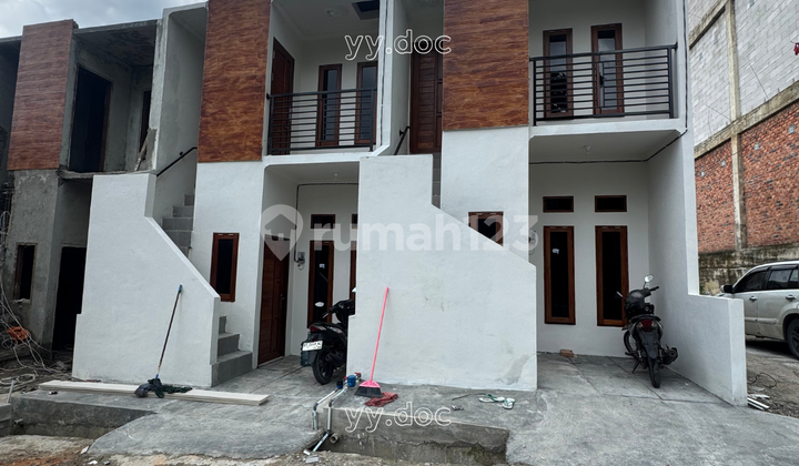 Rumah Kost 2 Lantai - Cocok Investasi, Tinggal Terima Hasil