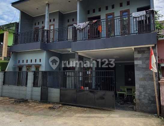 Dijual Rumah 2 Lantai Lokasi Strategis Kawasan Ramai Penduduk Harga Terjangkau 2