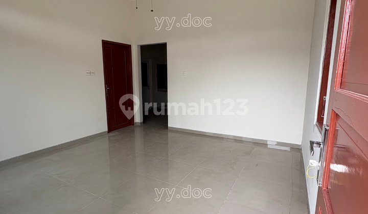 Dijual Rumah Lokasi Kampung Timur Posisi Hook, Siap Huni